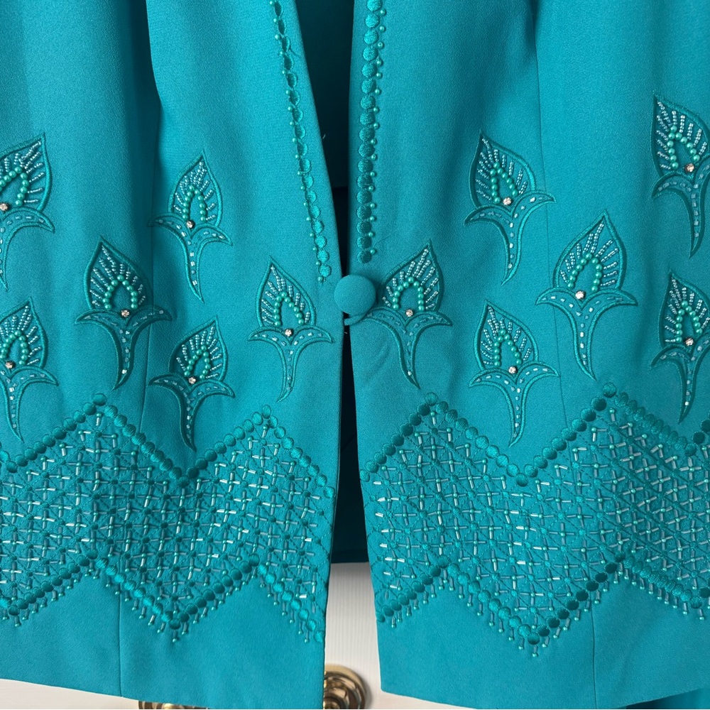 Teal Embellished Skirt Suit Set - Picture 10 of 13